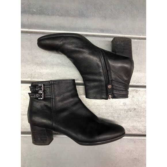 Geox Ankle Bootie Boots Womens 39.5 US‎ 8.5 Black Leather Zip - Picture 1 of 9